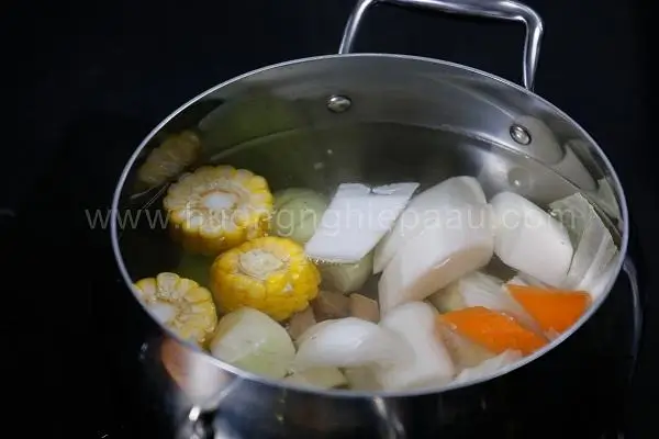 Nuoc Leo Hu Tieu Chay